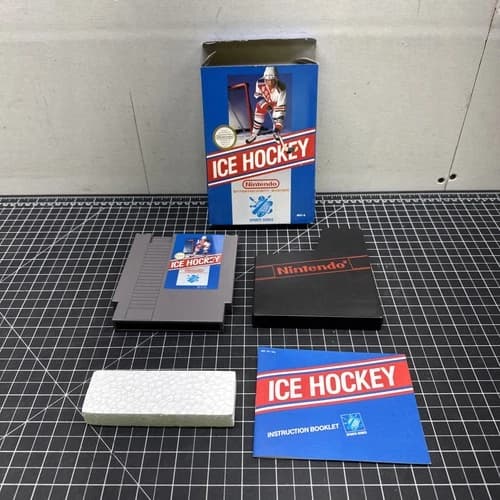 Ice Hockey Nintendo NES CIB Complete