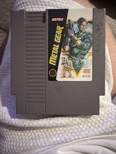 Nintendo NES 1988 Metal Gear Game Cartridge Tested & Working