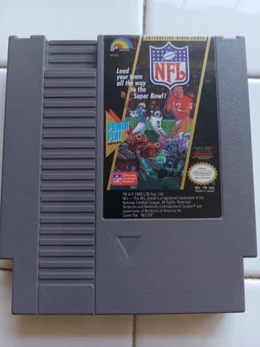 NFL Football NES Nintendo Entertainment System Authentic Cartridge Only - TESTED