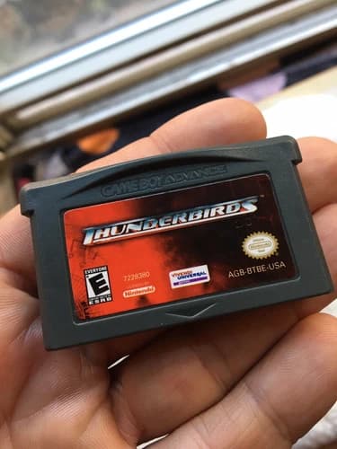 Thunderbirds (Nintendo Game Boy Advance, 2004)
