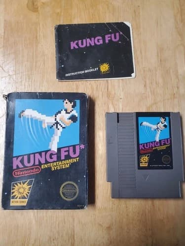 Nintendo Kung Fu NES 1985 Complete with Box and Manual, Action Martial Arts Game