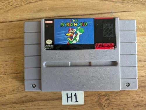 Super Mario World - Nintendo SNES 1991 - Tested Working!