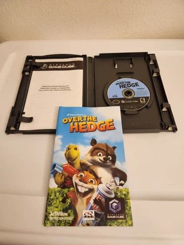 Over the Hedge Movie Nintendo GameCube 2006 Complete with Manual CIB Video Game