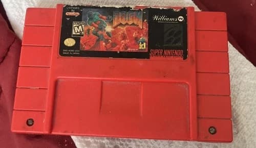 Doom (Super Nintendo Entertainment System, 1995) cartridge ONLY