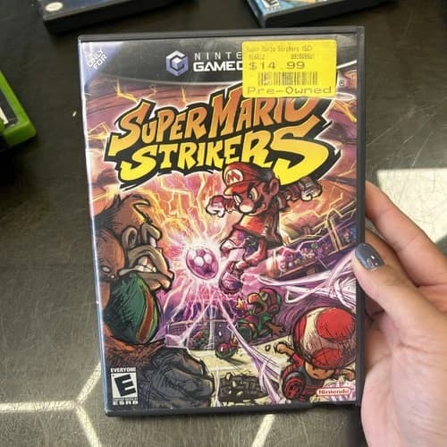 Super Mario Strikers (Nintendo GameCube, 2005) CIB Case Manual Game Disc