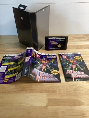 Atomic Runner Sega Genesis CIB Complete TESTED