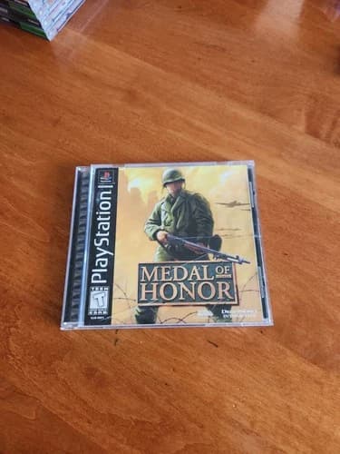 Medal of Honor (Sony PlayStation 1, 1999) PS1 Video Game TESTED CIB