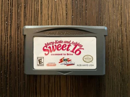 Mary-Kate and Ashley: Sweet 16 Licensed to Drive Game Boy Advance GBA