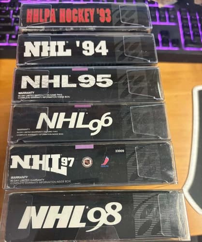 NHL 93-98 (Super Nintendo Entertainment System, 1994) -Complete in Box!