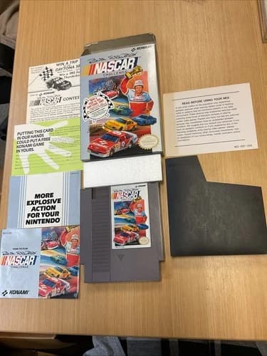 Bill Elliott's NASCAR Challenge for NES Nintendo Complete In Box CIB