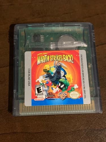 Loony Tunes Marvin Strikes Back! Gameboy Color Authentic