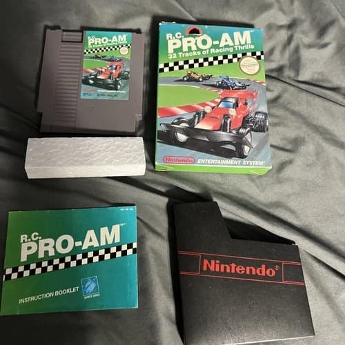 Nintendo R.C. Pro-Am Complete CIB w/ Box Manual NES NTSC-U/C 1988