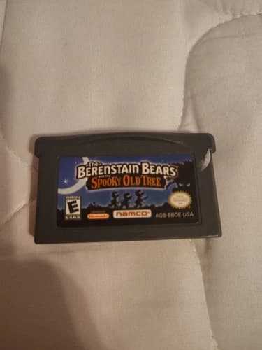 Berenstain Bears and the Spooky Old Tree Nintendo GameBoy Advance 2005 Cartridge