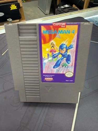 MEGA MAN 4 (NINTENDO NES) AUTHENTIC - CLEANED - TESTED (WBP019000)