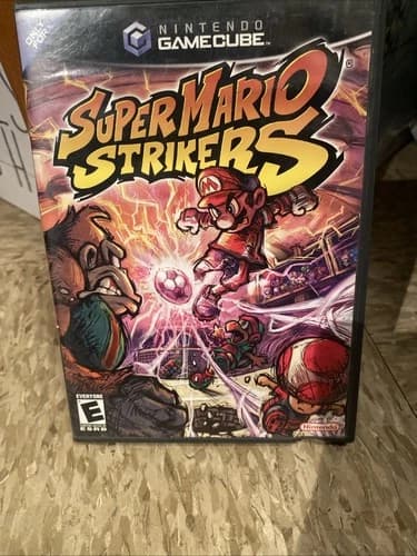 Super Mario Strikers (Nintendo GameCube, 2005) Complete