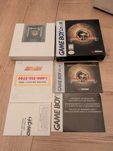 Mortal Kombat 4 Game Boy Color CIB Complete w/ Box Manual Inserts GBC