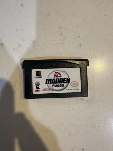Madden NFL 05 (Nintendo Game Boy Advance, 2005) Nice Condition Tested & Working