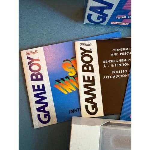 Space Invaders (Nintendo Game Boy, 1994) Complete in Box CIB w/ Manual